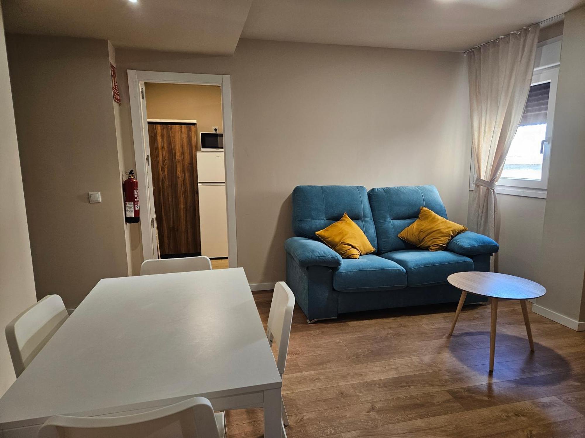 Apartamentos Picasso Alcalá de Henares Cameră foto